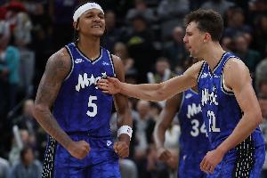 东契奇：想要同时阻止班凯罗和小瓦格纳很艰难 他们都非常特别